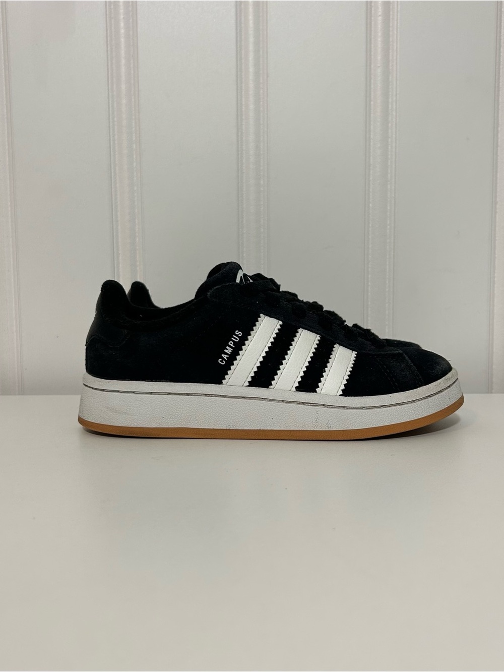 Adidas campus black white gum slip on